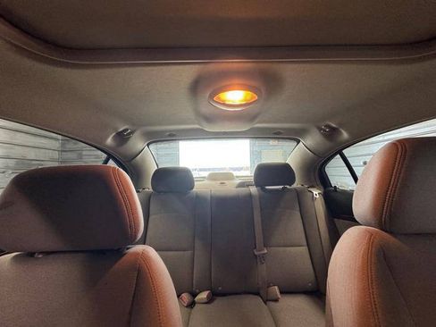 Used 2009 Saturn Aura XE FWD image 32