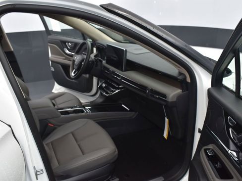 New 2025 Lincoln Corsair Grand Touring w/ Equipment Group 301A image 15