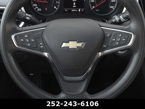 Used 2024 Chevrolet Equinox LS image 18