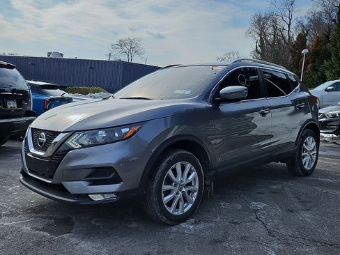Certified 2022 Nissan Rogue Sport SV image 4