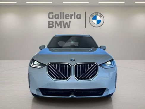 New 2026 BMW X3 xDrive30 w/ Premium Package image 2