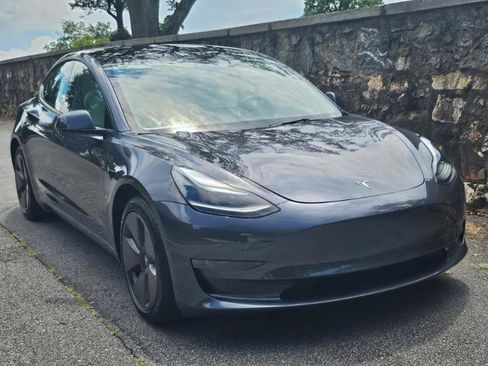 Used 2023 Tesla Model 3 Standard Range RWD image 11