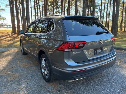 Used 2020 Volkswagen Tiguan SEL image 5