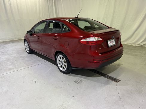 Used 2015 Ford Fiesta SE w/ Equipment Group 201A FWD image 8