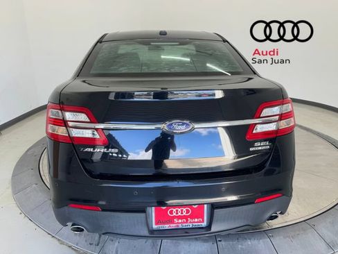 Used 2016 Ford Taurus SEL FWD image 31