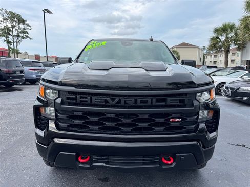 Used 2024 Chevrolet Silverado 1500 Custom Trail Boss AWD/4WD image 3