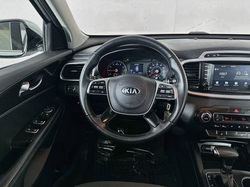 Used 2019 Kia Sorento FWD w/ LX Convenience Package image 20