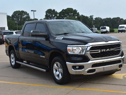 Used 2024 RAM 1500 Big Horn AWD/4WD image 3