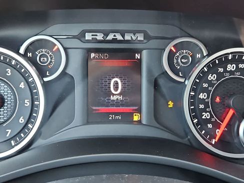 New 2026 RAM 2500 Tradesman AWD/4WD image 33