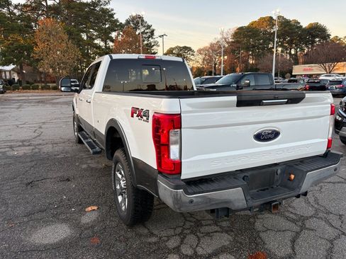 Used 2019 Ford F250 Lariat w/ Chrome Package image 7