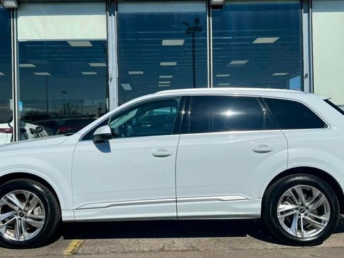 Used 2023 Audi Q7 3.0T Premium Plus AWD/4WD image 2