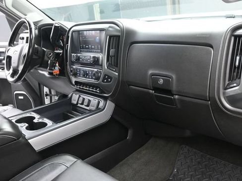 Used 2018 Chevrolet Silverado 2500 LTZ w/ Duramax Plus Package AWD/4WD image 28