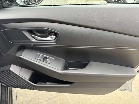 Certified 2025 Honda Accord LX image 13