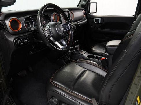 Used 2022 Jeep Gladiator Mojave w/ Cold Weather Group AWD/4WD image 12