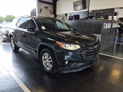 Used 2021 Chevrolet Traverse LT
