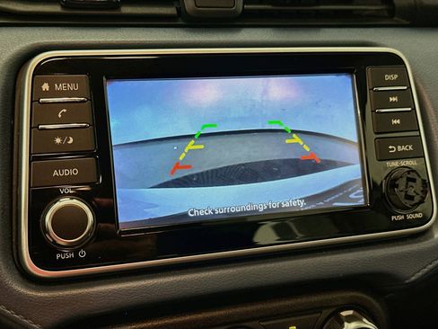 Used 2025 Nissan Versa SV FWD image 22