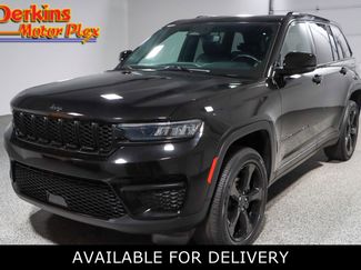 Used 2022 Jeep Grand Cherokee Altitude video 1
