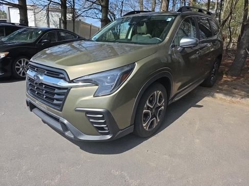 Used 2023 Subaru Ascent Limited w/ Technology Package AWD/4WD image 2