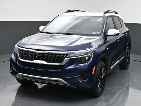 Used 2022 Kia Seltos Nightfall Edition AWD/4WD image 3