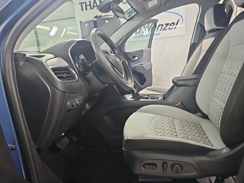 Certified 2024 Chevrolet Equinox LS w/ LS Convenience Package AWD/4WD image 18