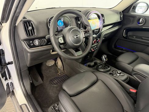 Used 2023 MINI Cooper Countryman S FWD image 4