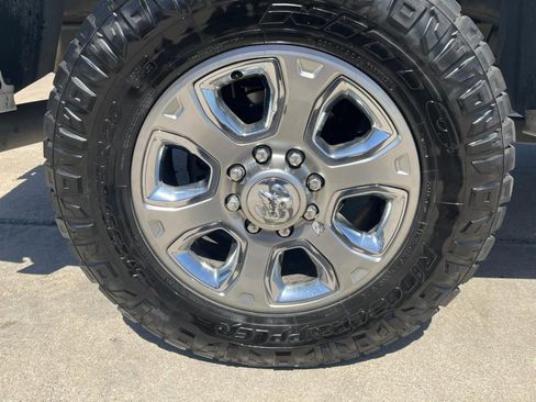 Used 2018 RAM 2500 Laramie w/ Sport Appearance Group image 14