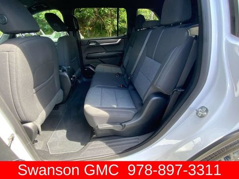 Certified 2025 GMC Acadia Elevation AWD/4WD image 24