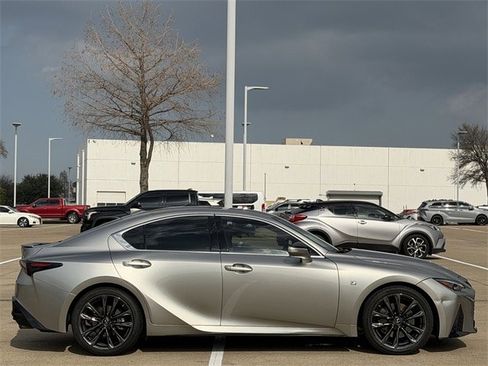 Used 2022 Lexus IS 350 F Sport image 3