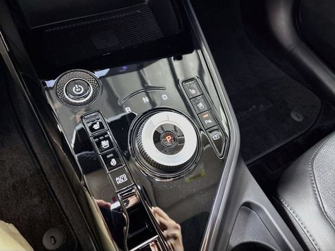 Certified 2023 Kia Niro Wave FWD image 19