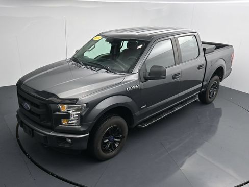 Used 2016 Ford F150 XL w/ Equipment Group 101A Mid AWD/4WD image 26