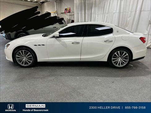 Used 2016 Maserati Ghibli RWD image 5