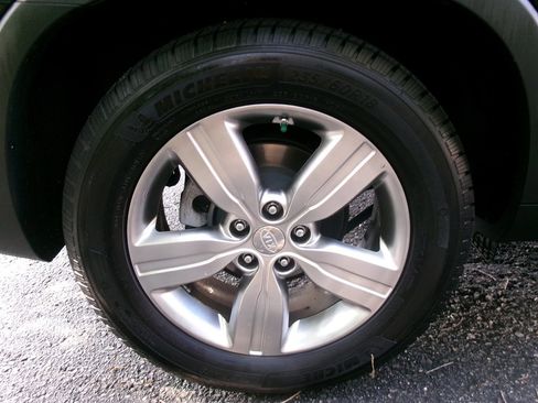 Used 2012 Kia Sorento EX w/ EX V6 Premium Pkg image 50