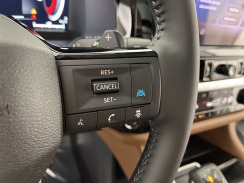 New 2026 Nissan Pathfinder Platinum image 21