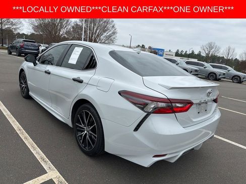 Used 2024 Toyota Camry SE image 21