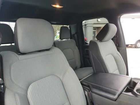 Used 2024 RAM 1500 Big Horn image 21