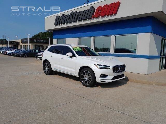 Used 2021 Volvo XC60 T8 Inscription w/ Advanced Package AWD/4WD image 2