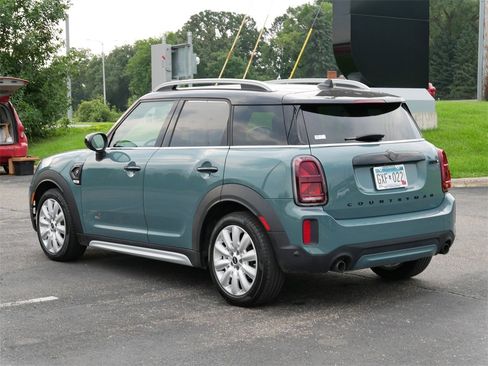 Used 2022 MINI Cooper Countryman S w/ Premium Package image 4