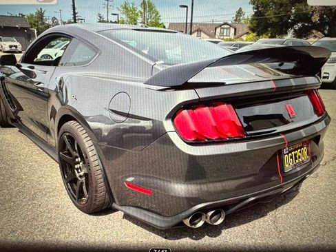 Used 2016 Ford Mustang Shelby GT350R w/ GT350R Equipment Group 920A image 7