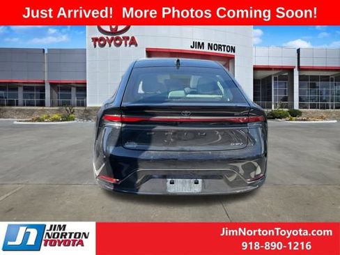 Used 2023 Toyota Prius Limited w/ Limited Premium Package image 6