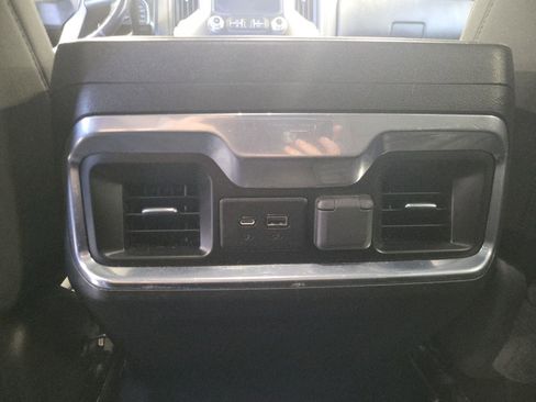 Used 2021 GMC Sierra 2500 SLE w/ SLE Value Package; image 20