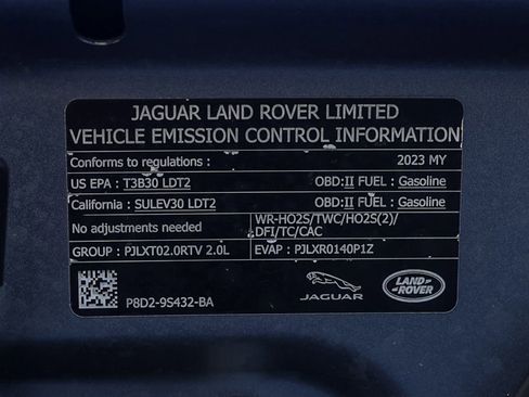 Used 2023 Land Rover Discovery Sport SE AWD/4WD image 31