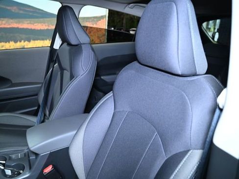 Used 2025 Subaru Crosstrek 2.0i Premium image 22