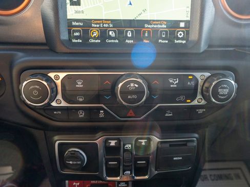 Used 2022 Jeep Gladiator Mojave w/ LED Lighting Group image 26