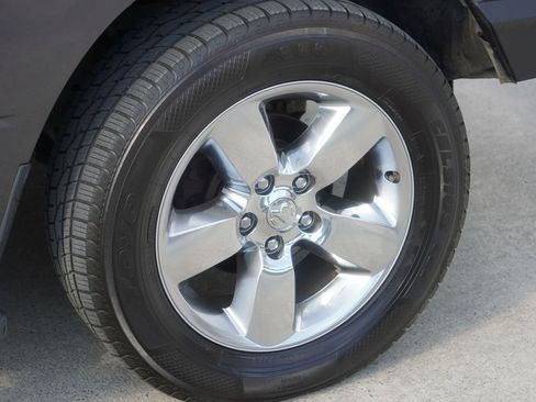 Used 2017 RAM 1500 Big Horn AWD/4WD image 32