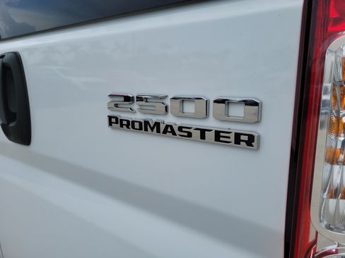 Used 2025 RAM ProMaster 2500 w/ U-Haul Equipment Group FWD image 27