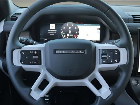 New 2026 Land Rover Defender 110 X-Dynamic SE image 15