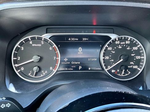 Used 2023 Nissan Rogue SV image 12