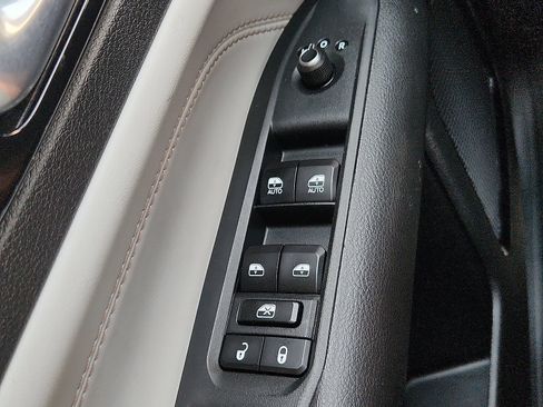 Used 2025 Jeep Compass Limited AWD/4WD image 23