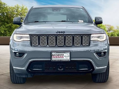 Used 2020 Jeep Grand Cherokee Altitude AWD/4WD image 2
