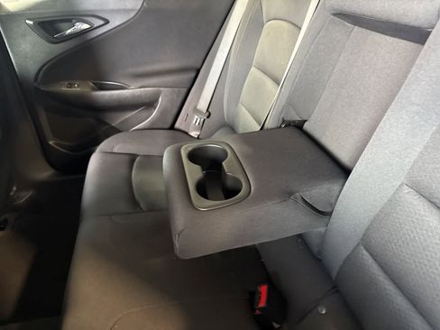 Used 2025 Chevrolet Malibu LT image 18